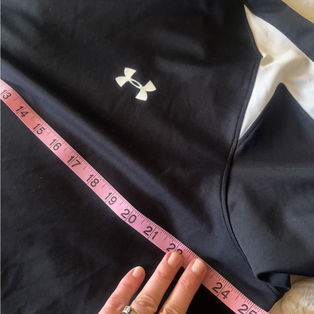Like New size XL Under Armour Men's Long Sleeve Black Heat Gear tee. - Picture 8 of 8